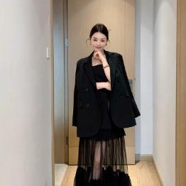冯薪颖 韩系女明星西服外套女2025新款+内搭拼接网纱吊带连衣裙子