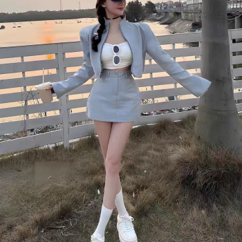 韩版气质牛仔立领短外套女春季高腰显瘦包臀短裙时尚减龄两件套装